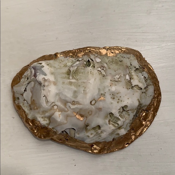 Handmade Oyster shell - Picture 3 of 3